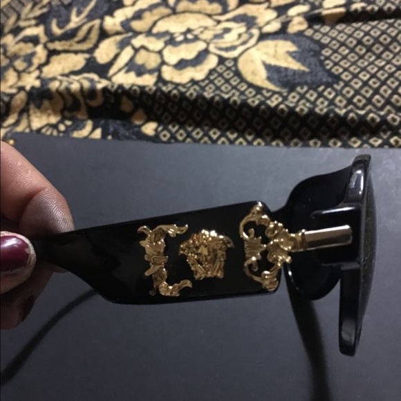 Versace black&gold sunglasses, unisex, authentic - Picture 7 of 7